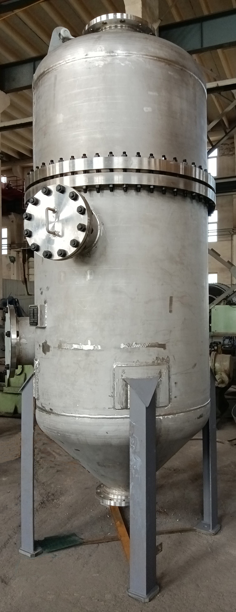 1-22051QZ433627.jpg